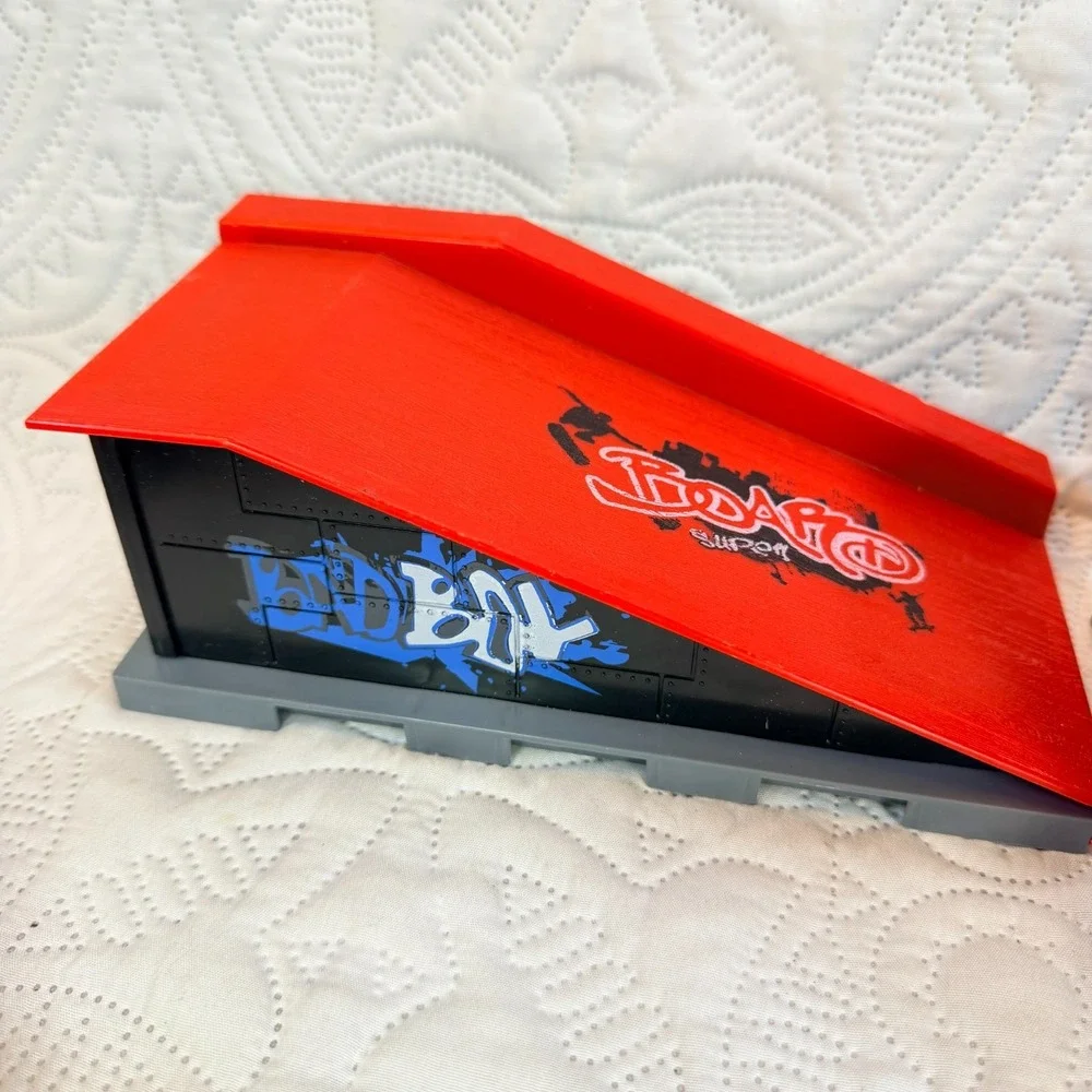 Tech Deck Fingerboard Ramp Lot Orange Quarter Pipe Kicker Stair Set Pre-owned
